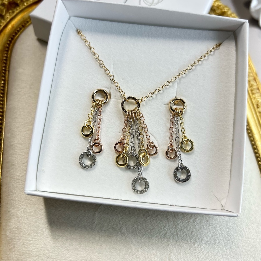 Elegant Multi-Tone Necklace and Earring Set